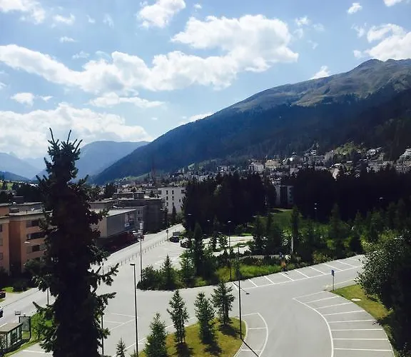 Davos Holiday Apartment 达沃斯